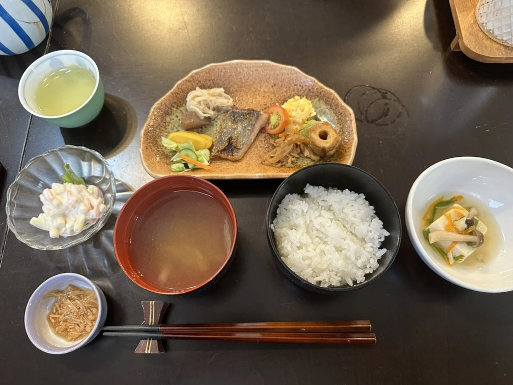 ラルバ諏訪湖の朝食