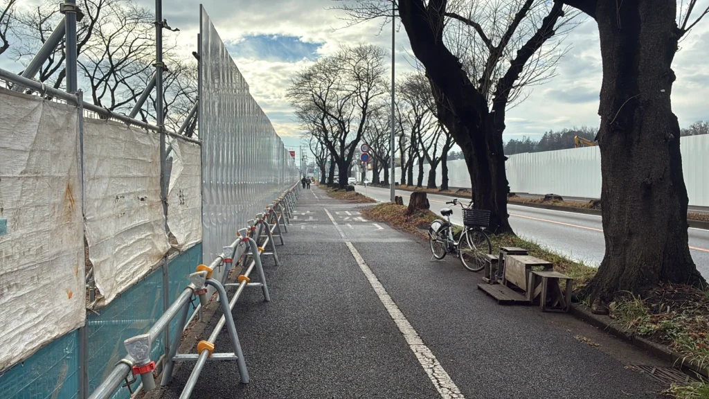 自転車と歩行者が分かれている